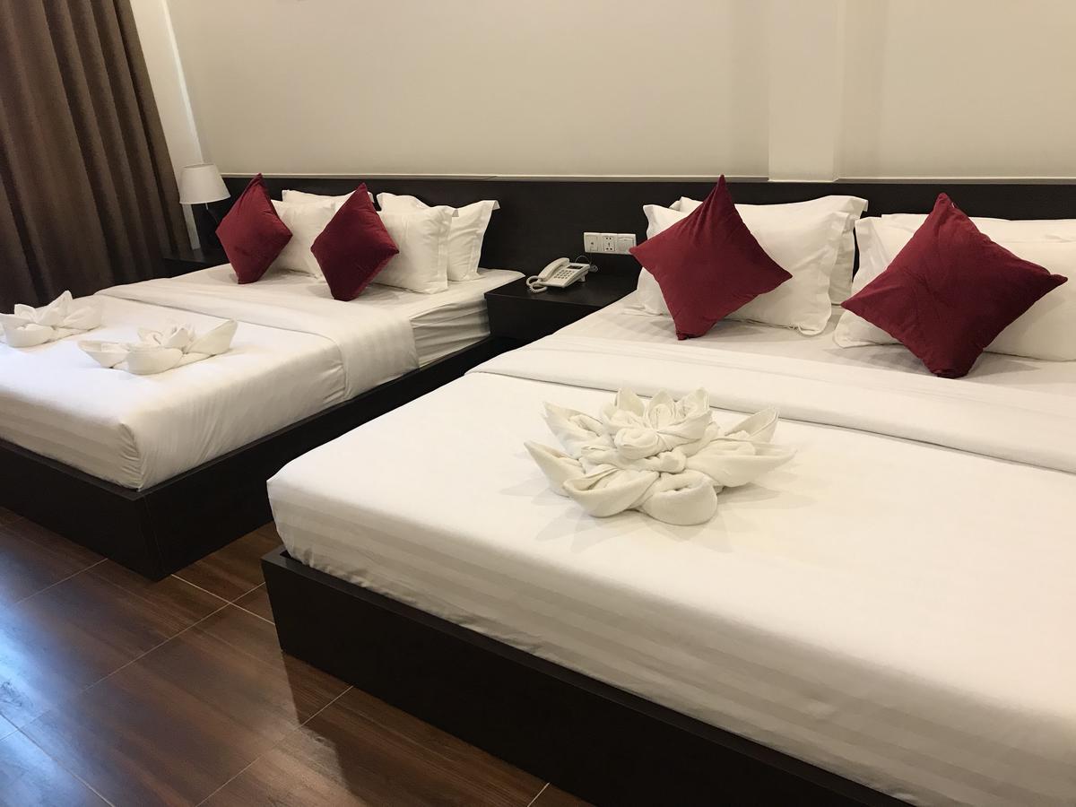 Apple Hotel Two - Near Phnom Penh Airport Bagian luar foto